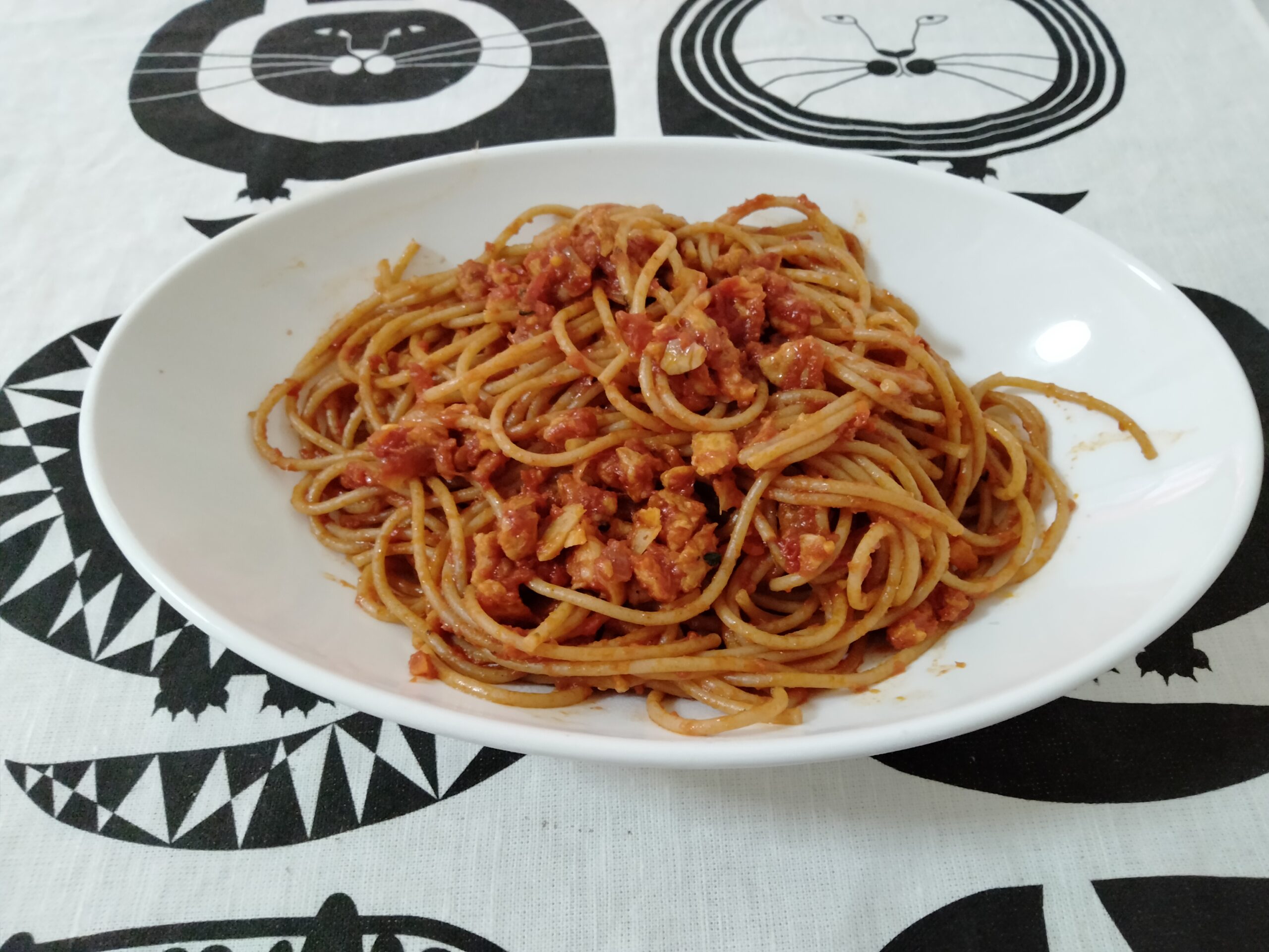 全粒粉パスタ＋ソースのみ Only whole grain pasta + the sauce